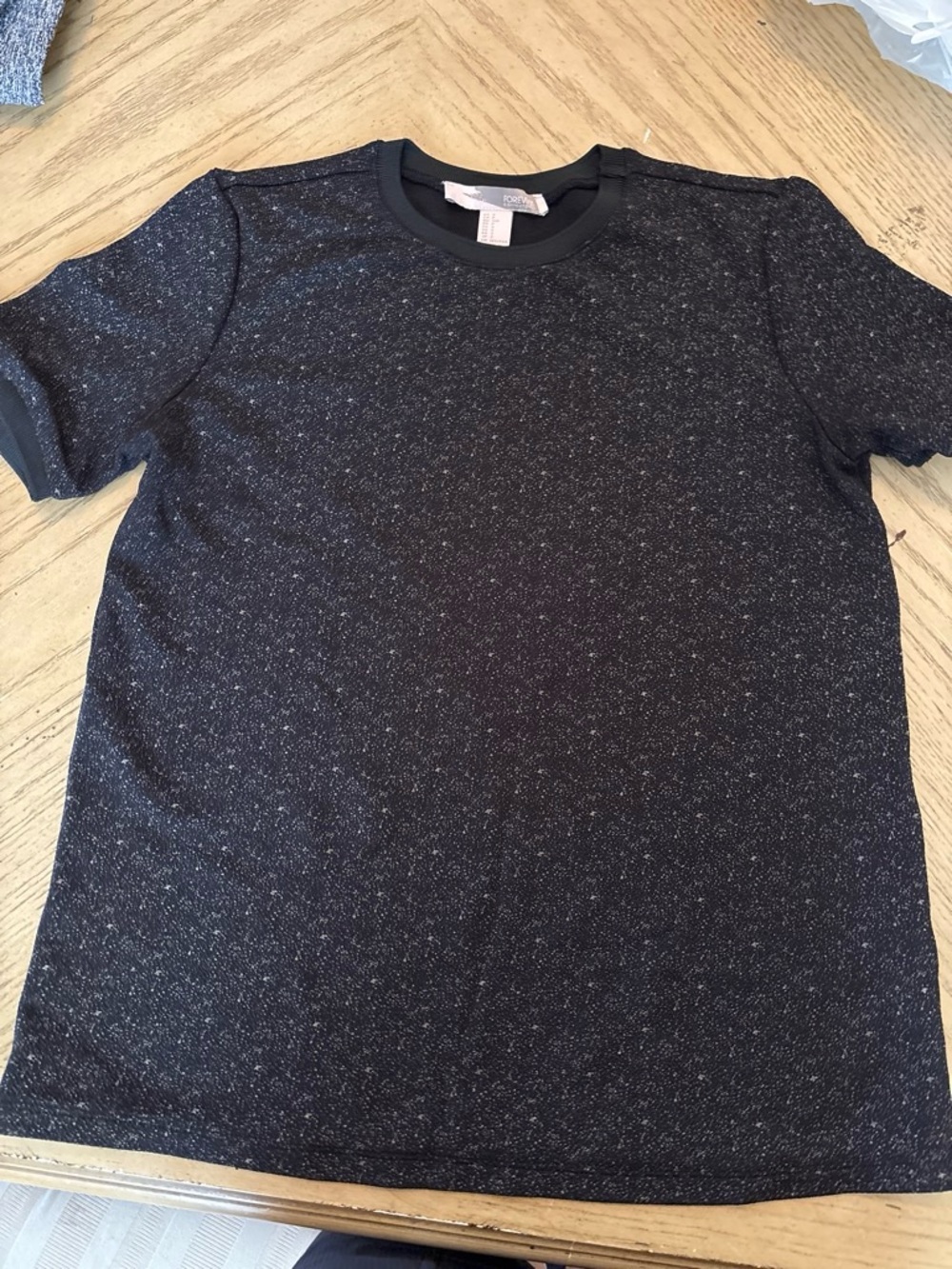 Forever 21 Black Speckled Short Sleeve Crew Neck Tee